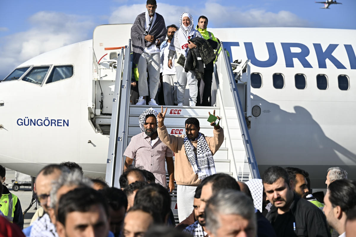 Alıkonulan Sumud Filosu’ndaki 137 aktivist İstanbul'da: Biz kazandık